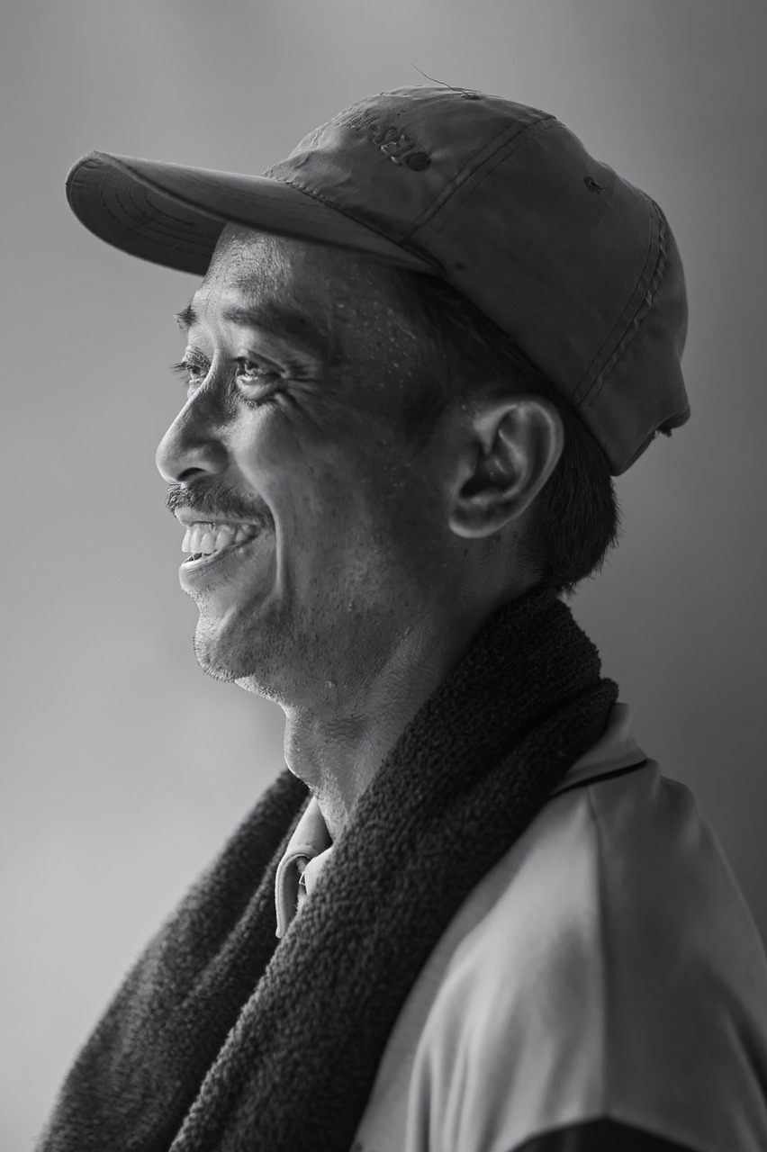 大人の毛穴開き改善に効果的なスキンケア方法は？